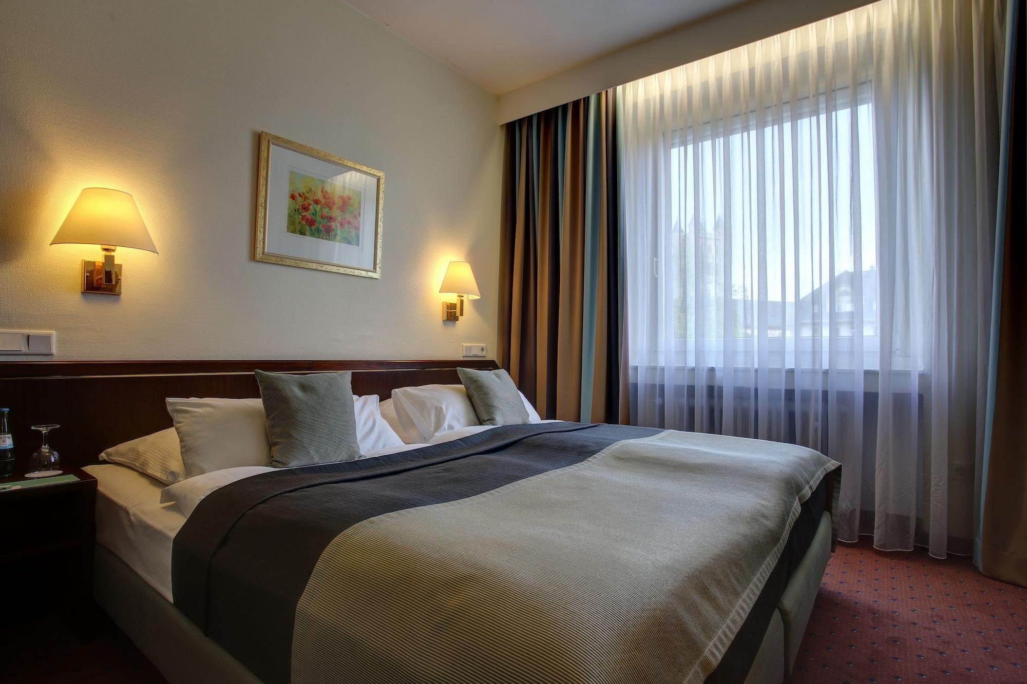 Trip Inn Hotel Esplanade, Duesseldorf Extérieur photo