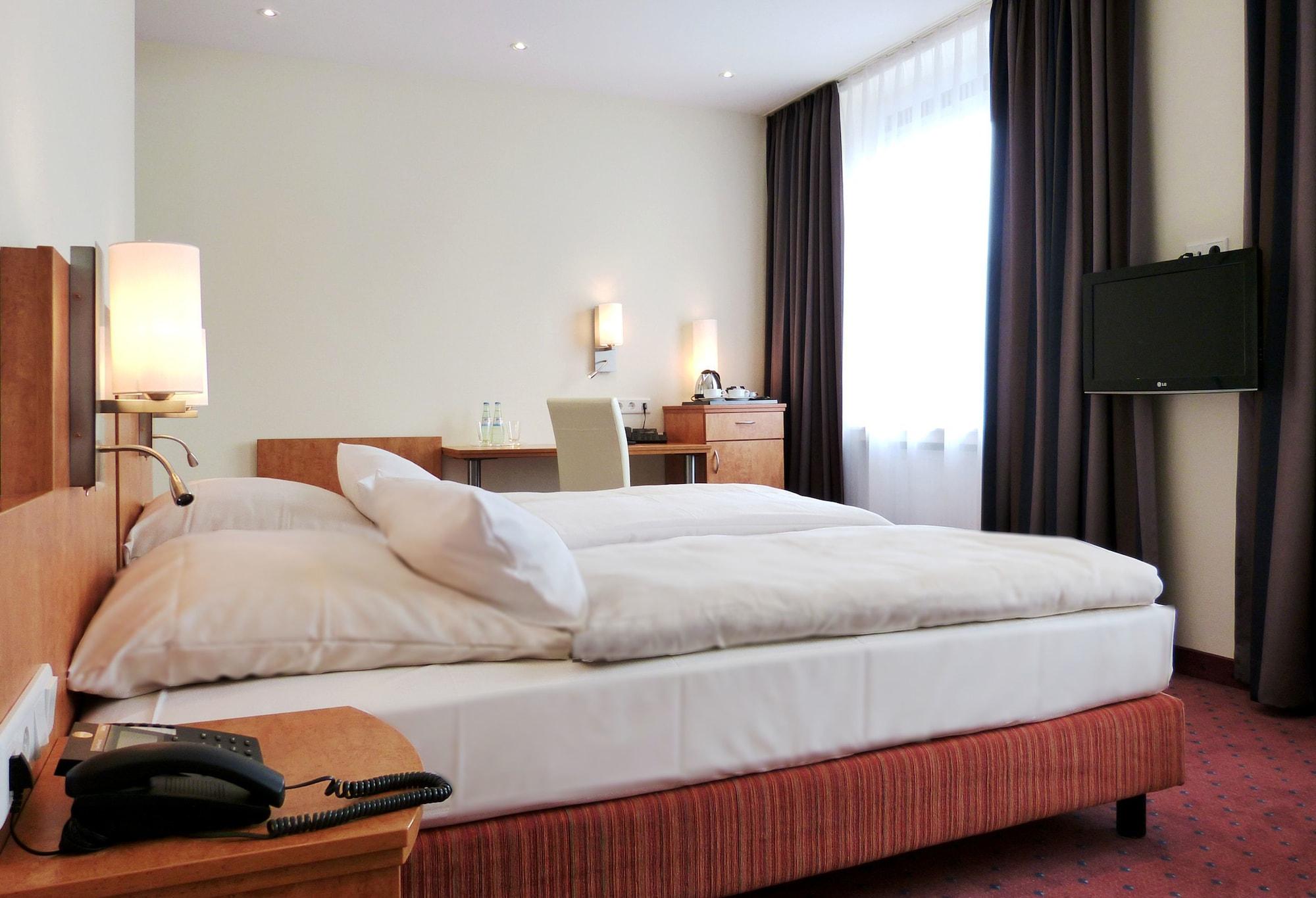 Trip Inn Hotel Esplanade, Duesseldorf Extérieur photo