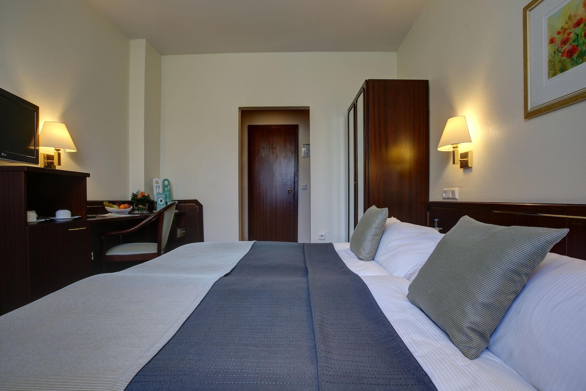 Trip Inn Hotel Esplanade, Duesseldorf Extérieur photo