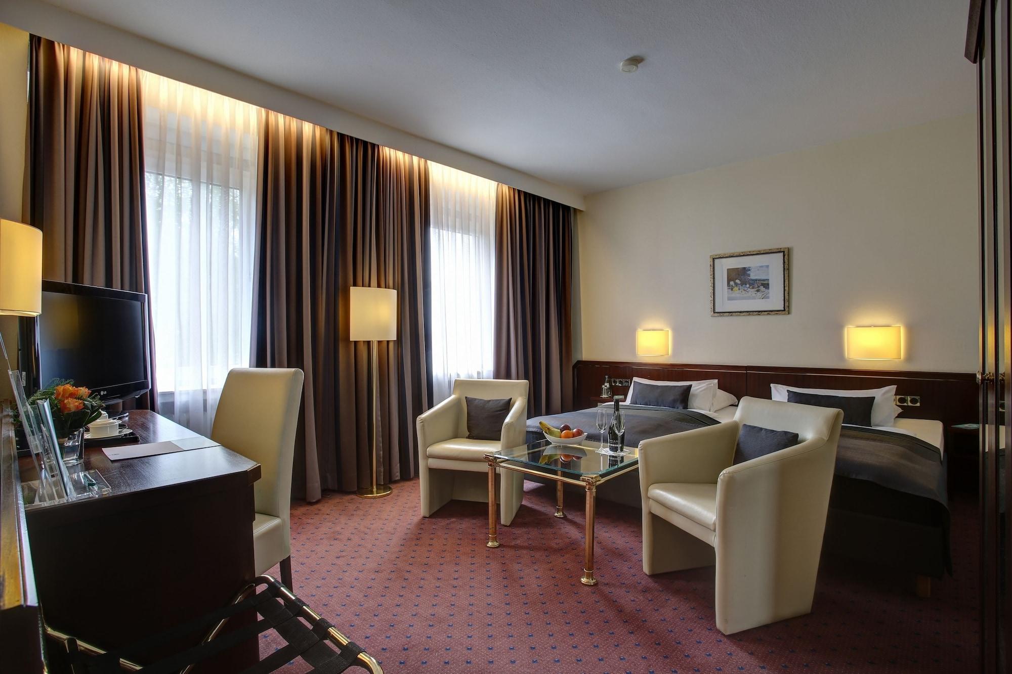 Trip Inn Hotel Esplanade, Duesseldorf Extérieur photo