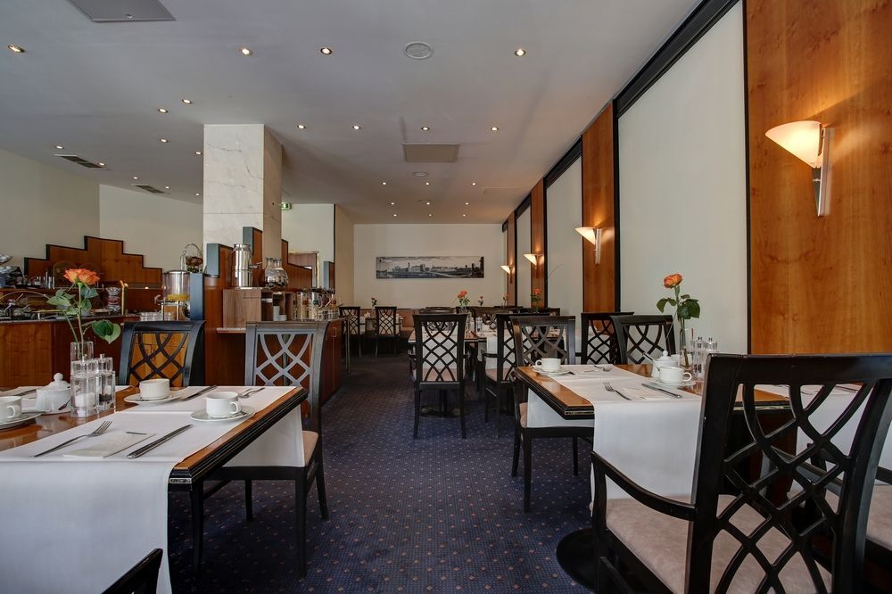 Trip Inn Hotel Esplanade, Duesseldorf Extérieur photo